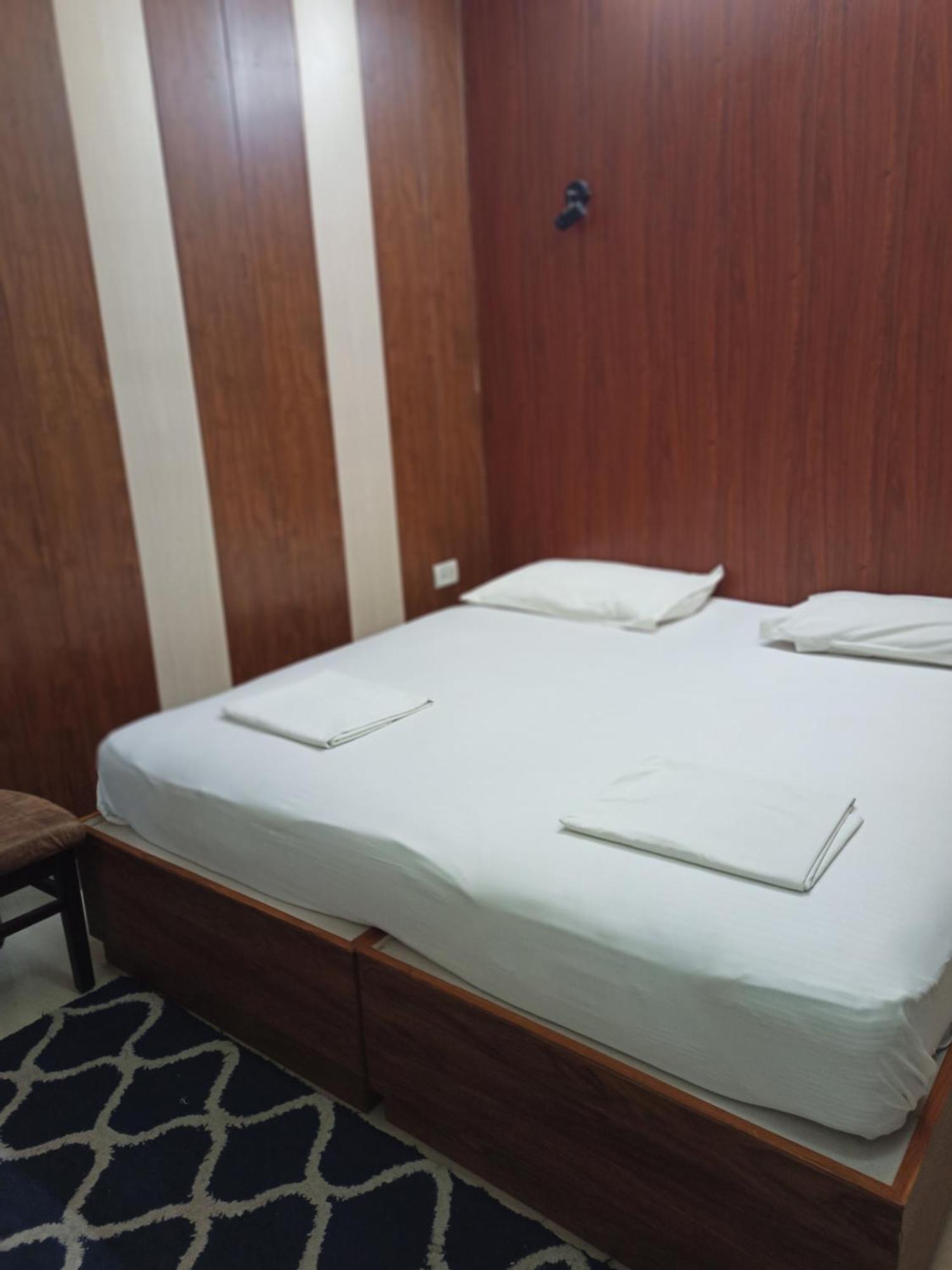 Hotel Alka Varanasi Exterior foto